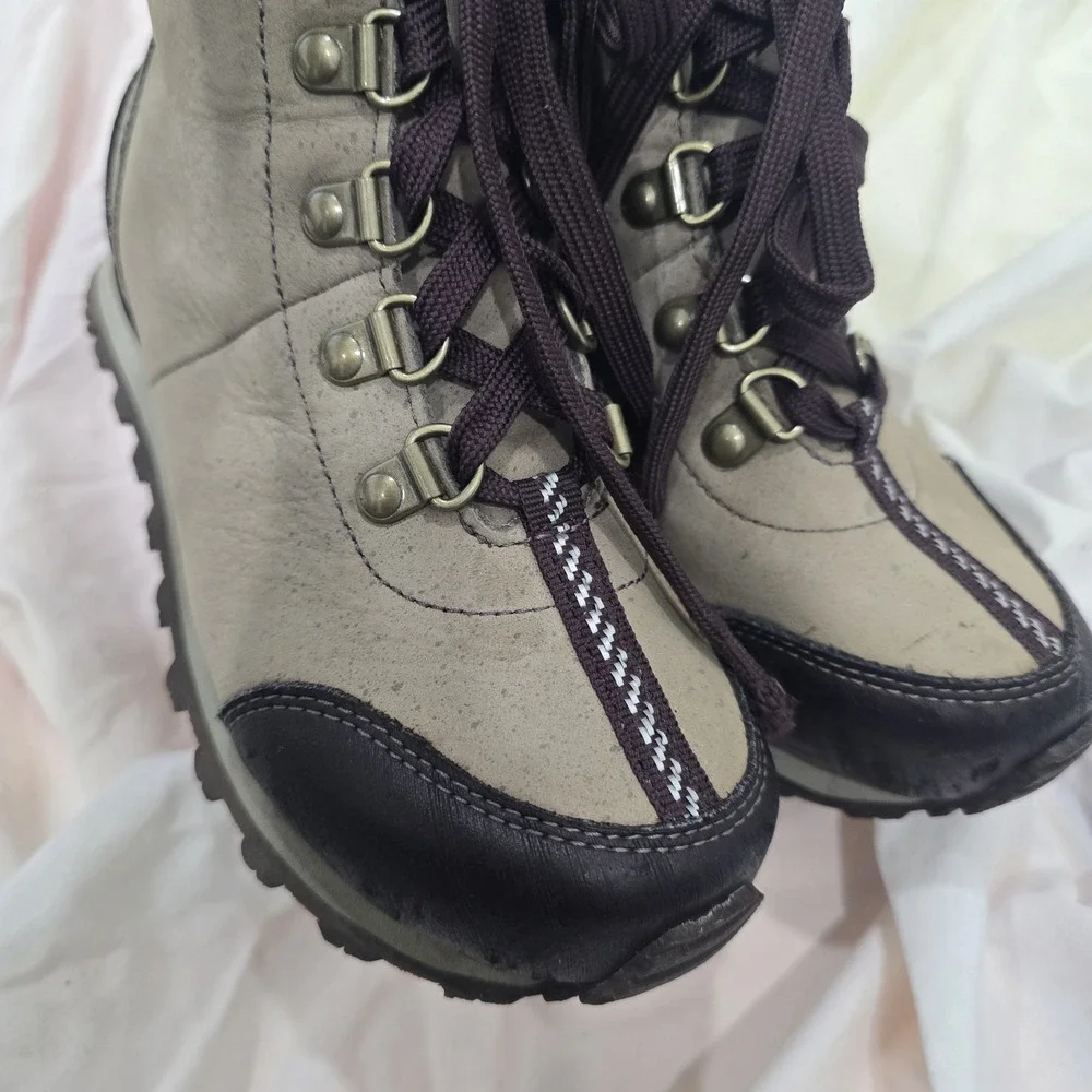 L.L.Bean Kids Snow Sneaker Boots Waterproof Primaloft 200g Multicolor Size‎ 1